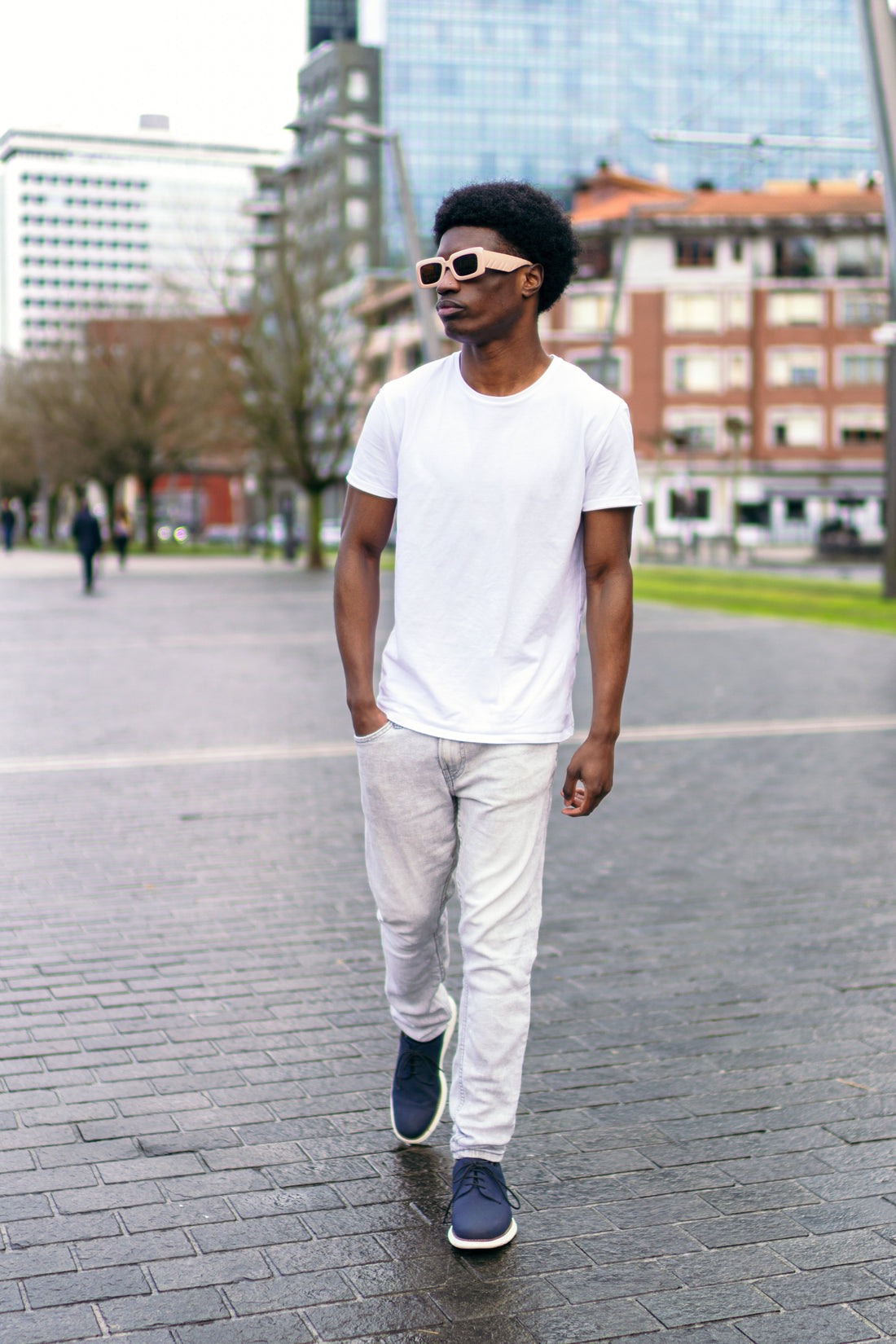 Eco-Conscious Fashion: The Future is Made-to-Order Tees!